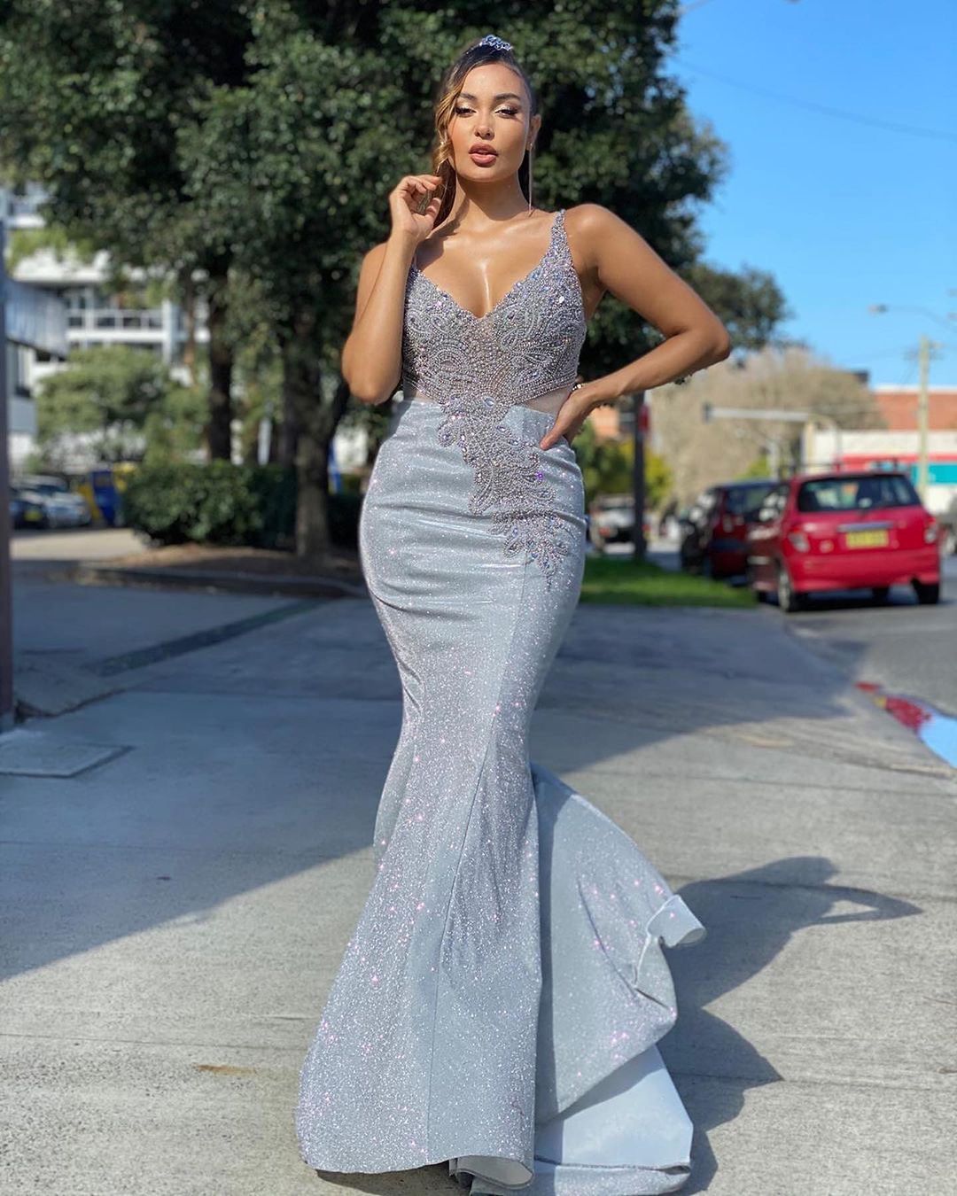 Luxury Long V-neck Spaghetti Straps Backless Sequins Mermaid Prom Dress