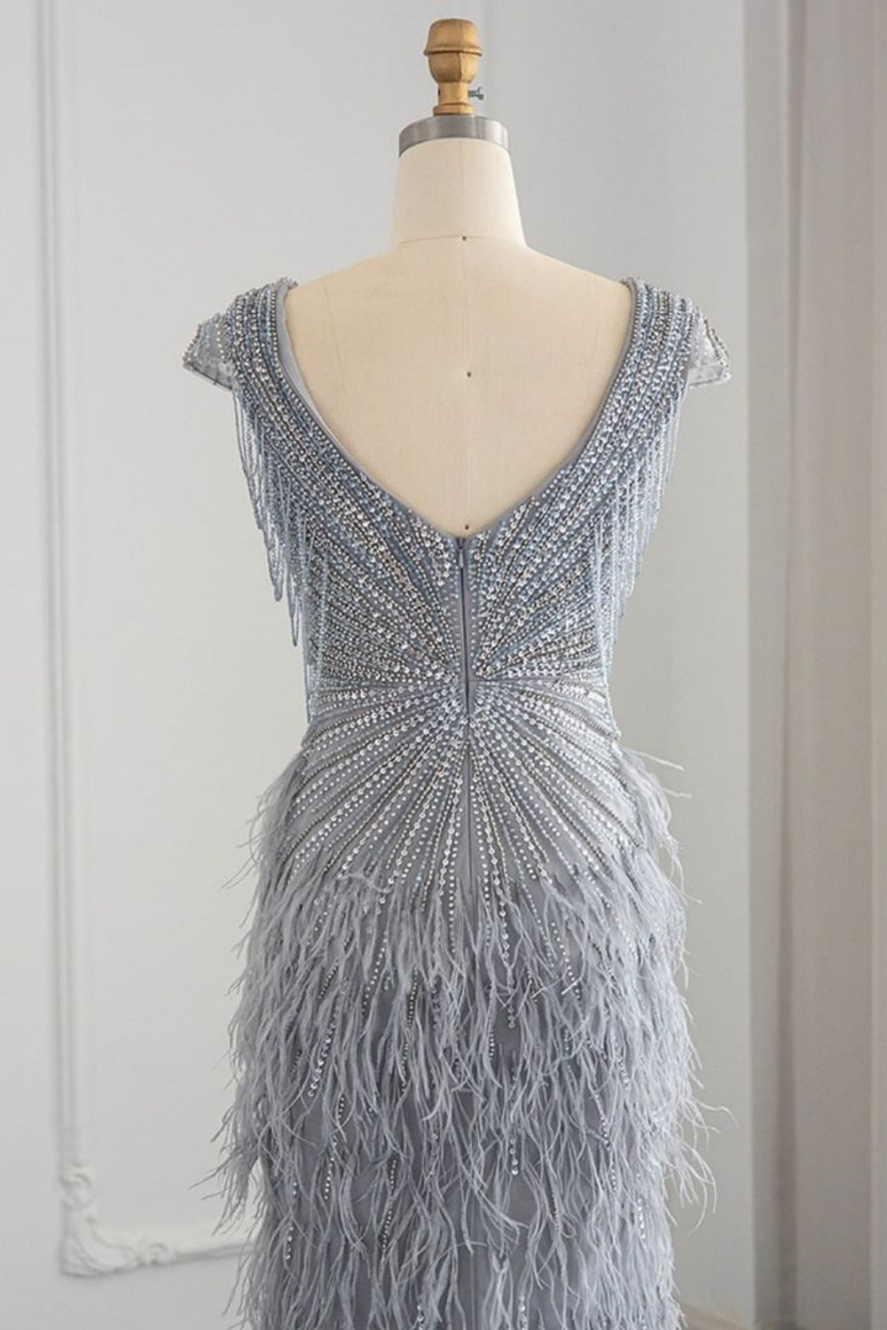 Luxury Long Mermaid V-neck Beading Formal Prom Dresses