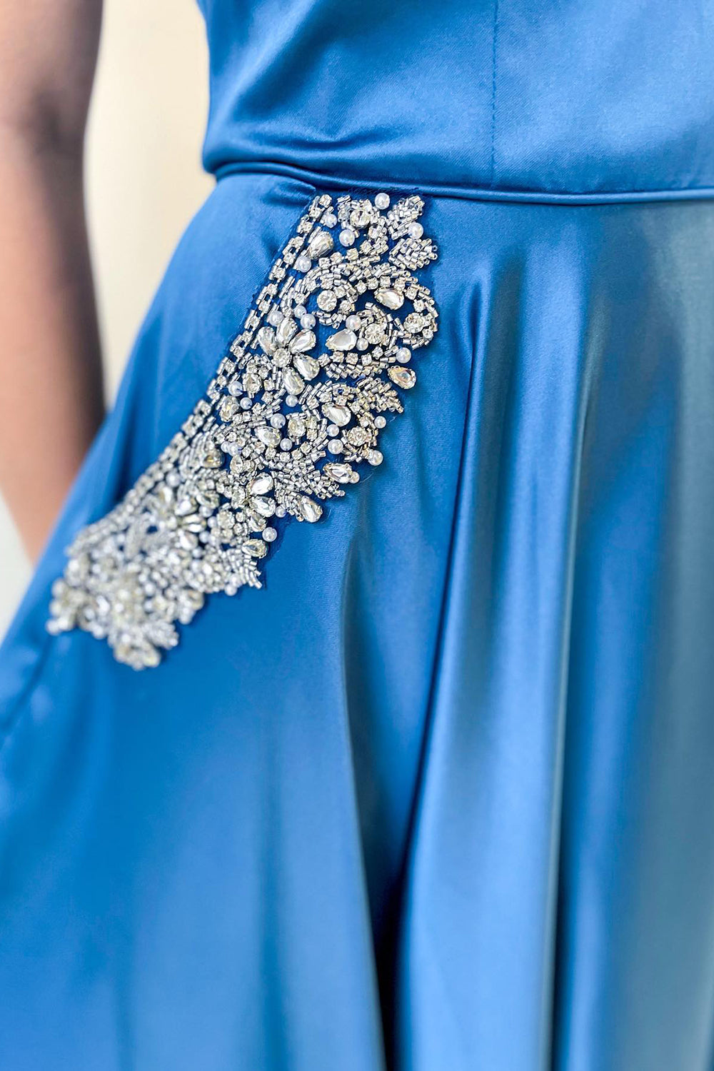 Long Saitn Off the Shoulder Sweetheart A-line Prom Dress With Pockets
