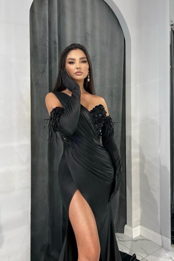 Chic Black Long Asymmetrical One Shoulder Sleeveless Prom Dress with Slit