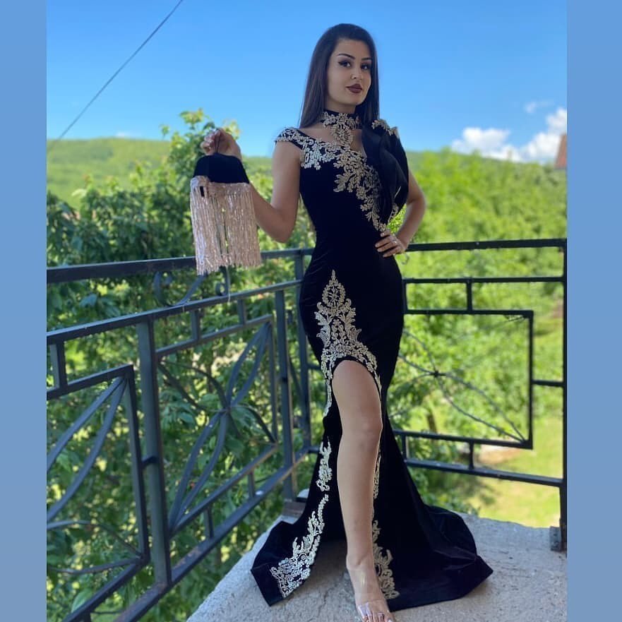 Sexy Black High Neck Appliques Lace Velvet Mermaid Formal Evening Dress With Slit