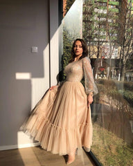 A-line Bateau Long Sleeve Sequins Tulle Tea-length Prom Dresses