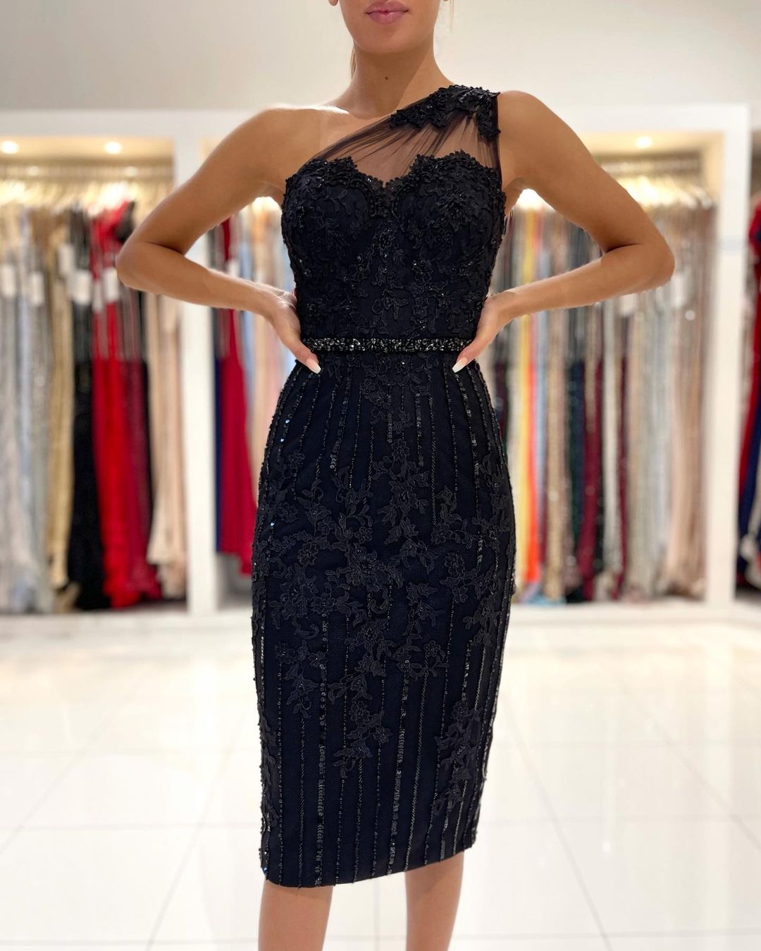 Elegant Short Mermaid One Shoulder Black Lace Formal Party Dress