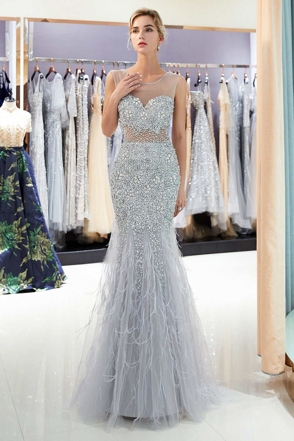 Long Sleeveless Mermaid Sequined Tulle Evening Dresses