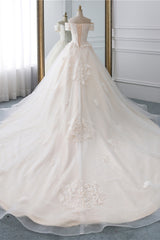 Long Ball Gown Off the Shoulder Tulle Wedding Dress with Appliques Lace