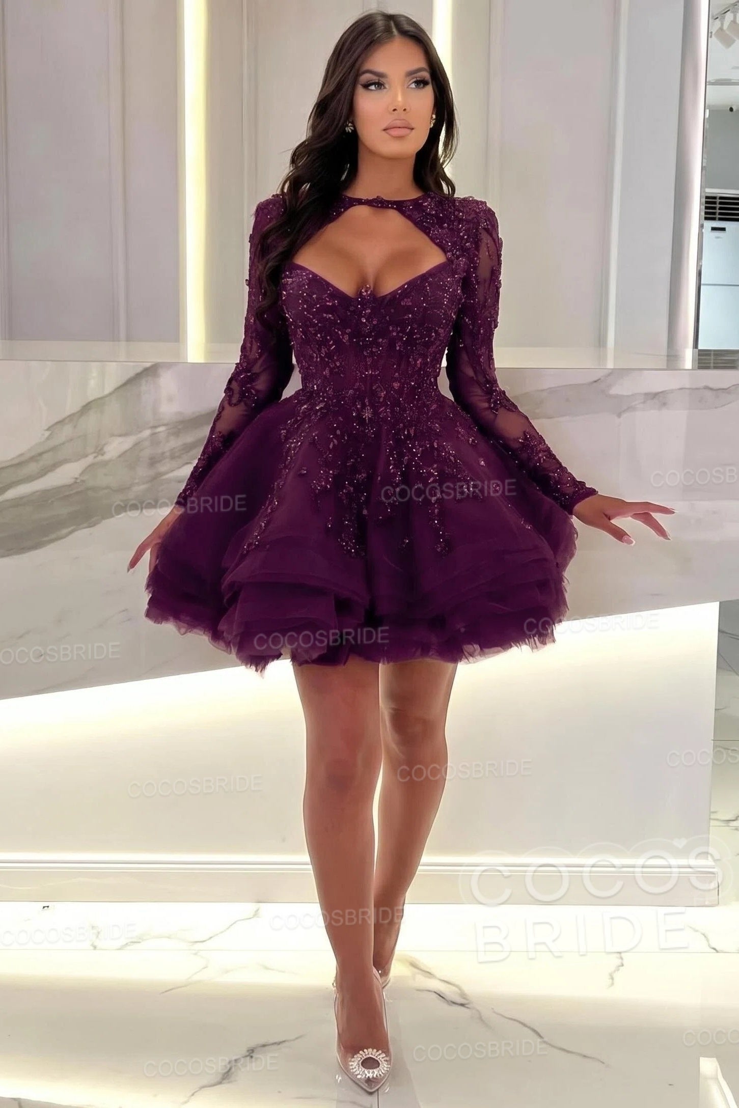 Sexy A-line Sweetheart Tulle Short Beading Party Dress with Long Sleeves