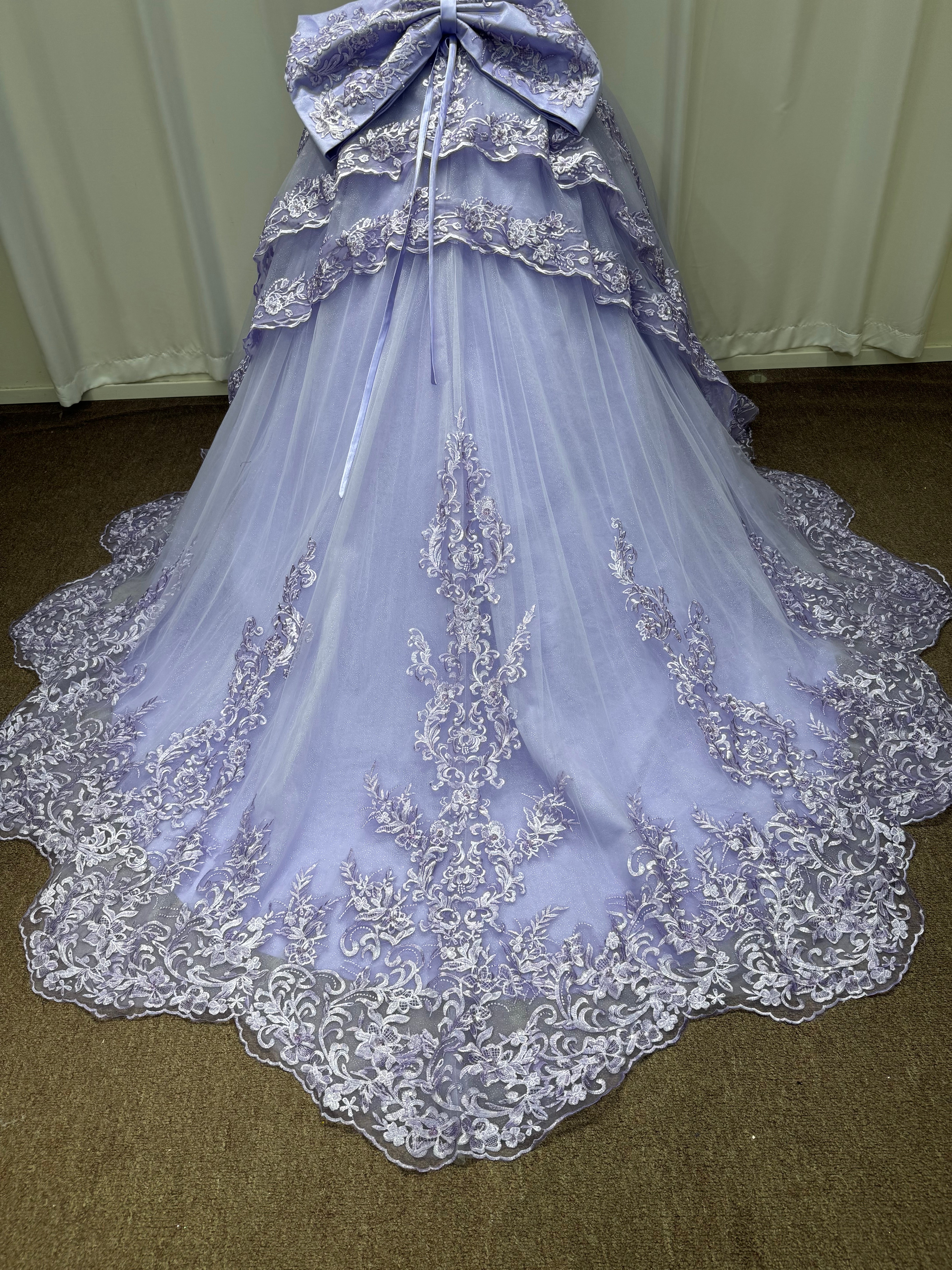 Long Sweetheart Tulle Lace Ball Gown Prom Dresses with Bow