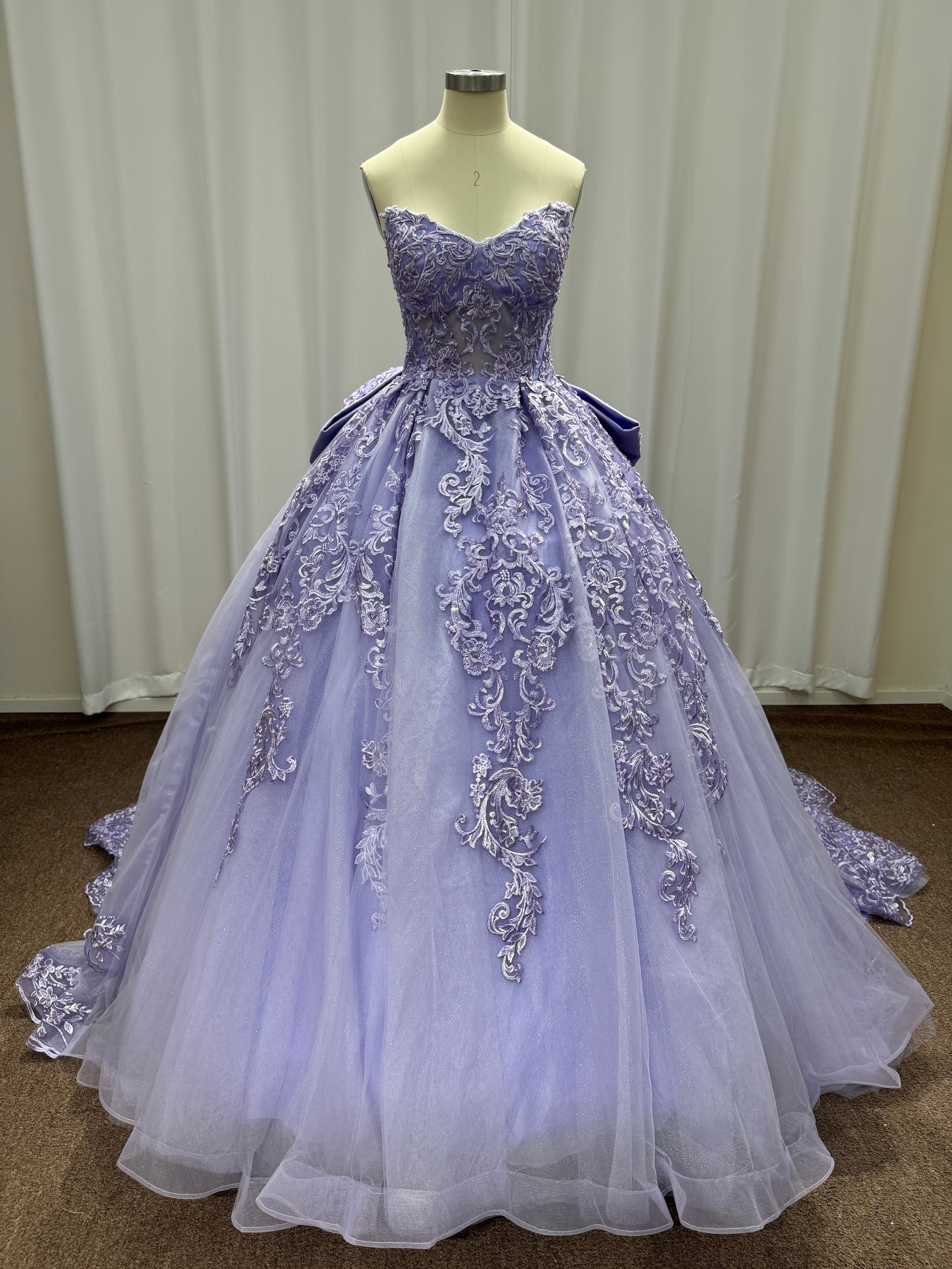 Long Sweetheart Tulle Lace Ball Gown Prom Dresses with Bow