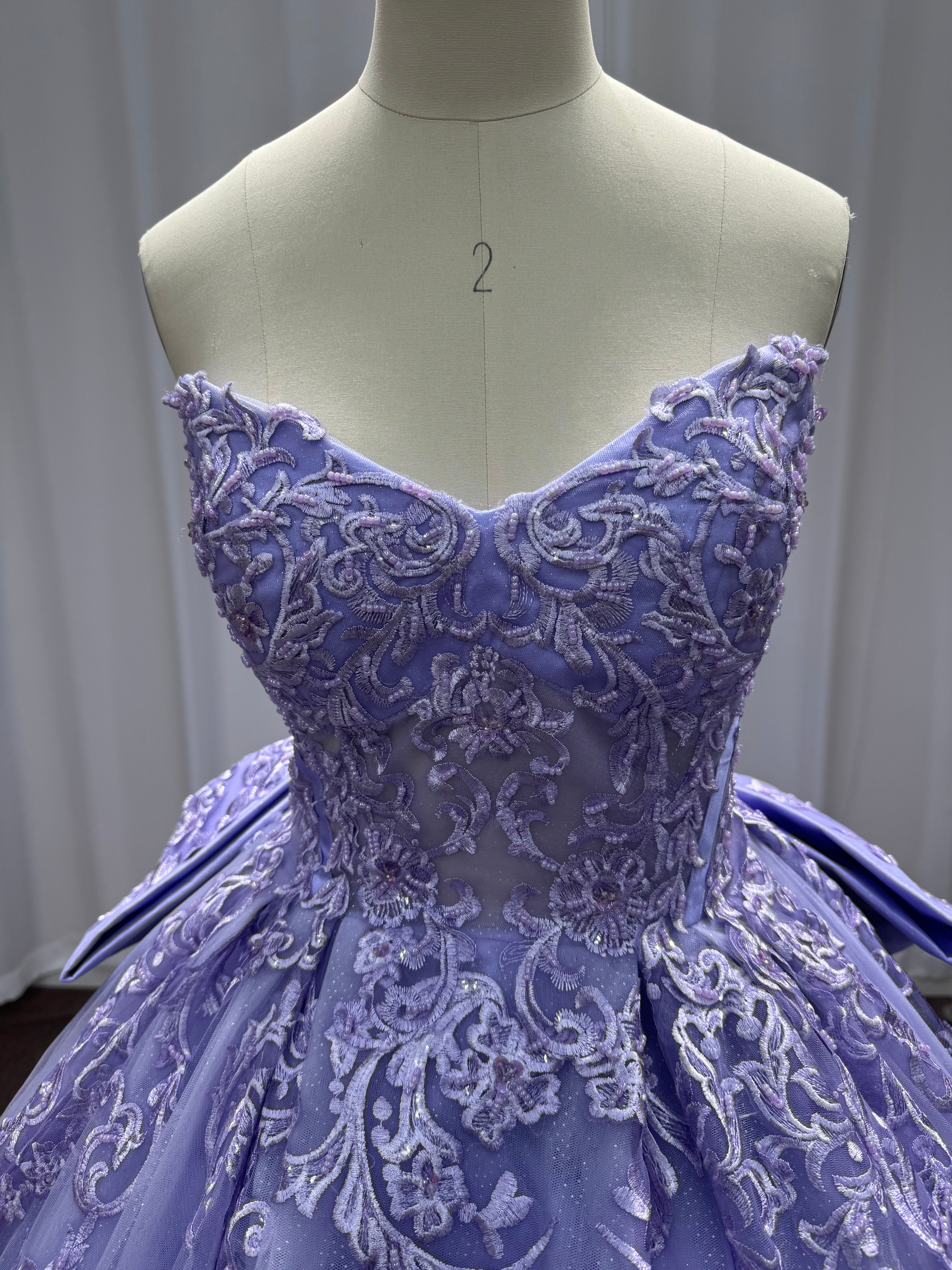 Long Sweetheart Tulle Lace Ball Gown Prom Dresses with Bow